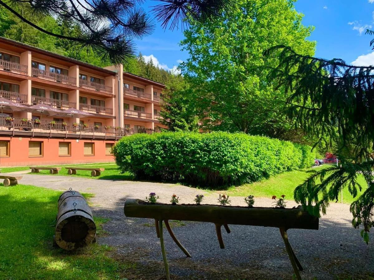 Horsky Hotel Podjavornik Papradno 외부 사진